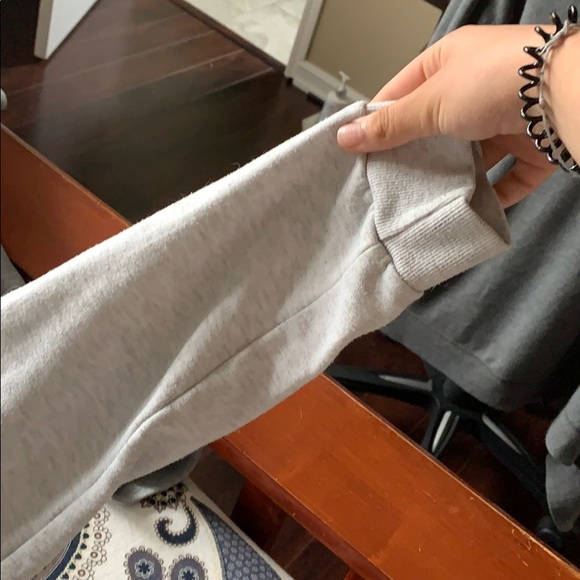 SWEATSHIRT UNISEX‼️ - Picture 2 of 4